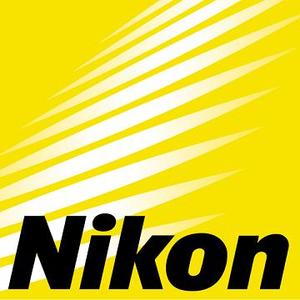 Nikon   Canon G11?