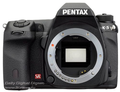 PENTAX K-5:    DSLR-  