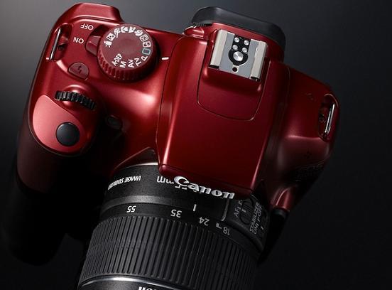 Canon EOS 1100D: 12,2- DSLR-  