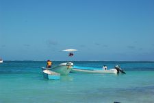 DR:Mar Caribe y el azul cielo