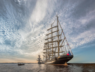 «Крузенште́рн» — четырёхмачтовый барк, российское учебное парусное судно The Tall Ships Races 2013